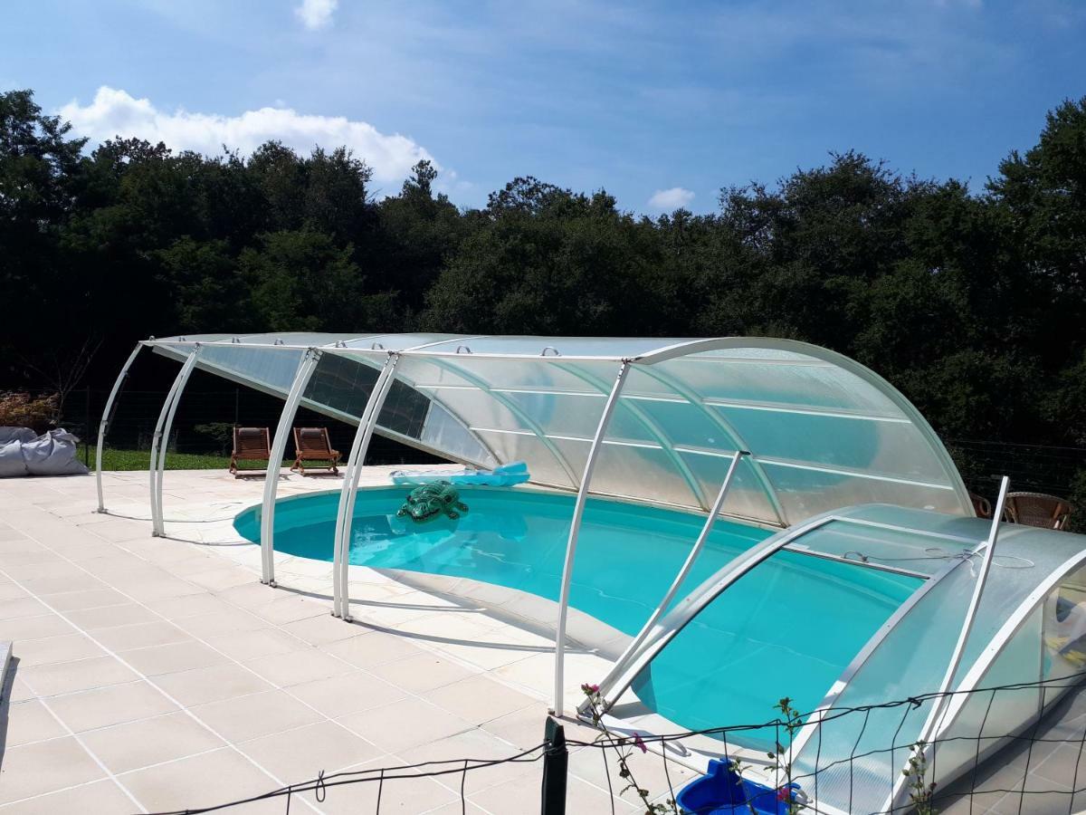 Gite Pouton Saint-Loubouer Bagian luar foto
